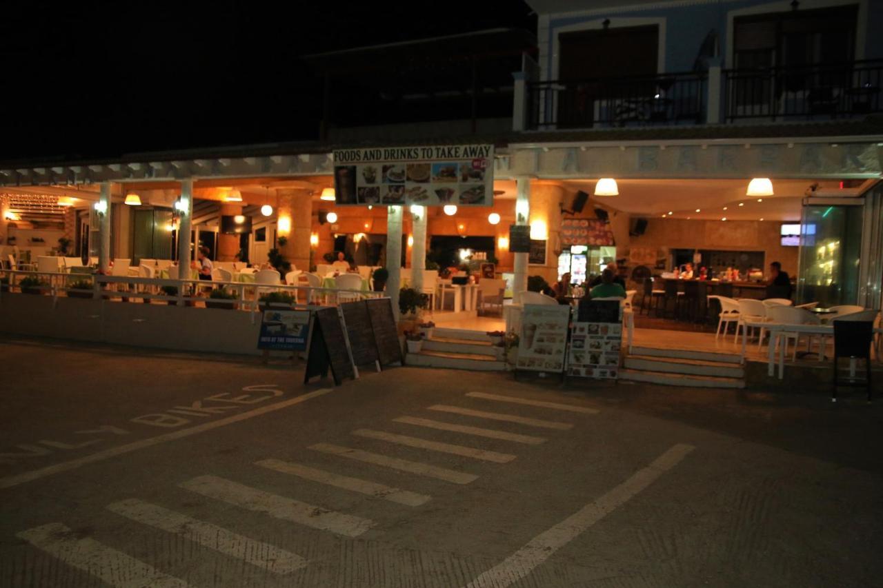 Perivólion Santa Barbara Lakis Apartments المظهر الخارجي الصورة